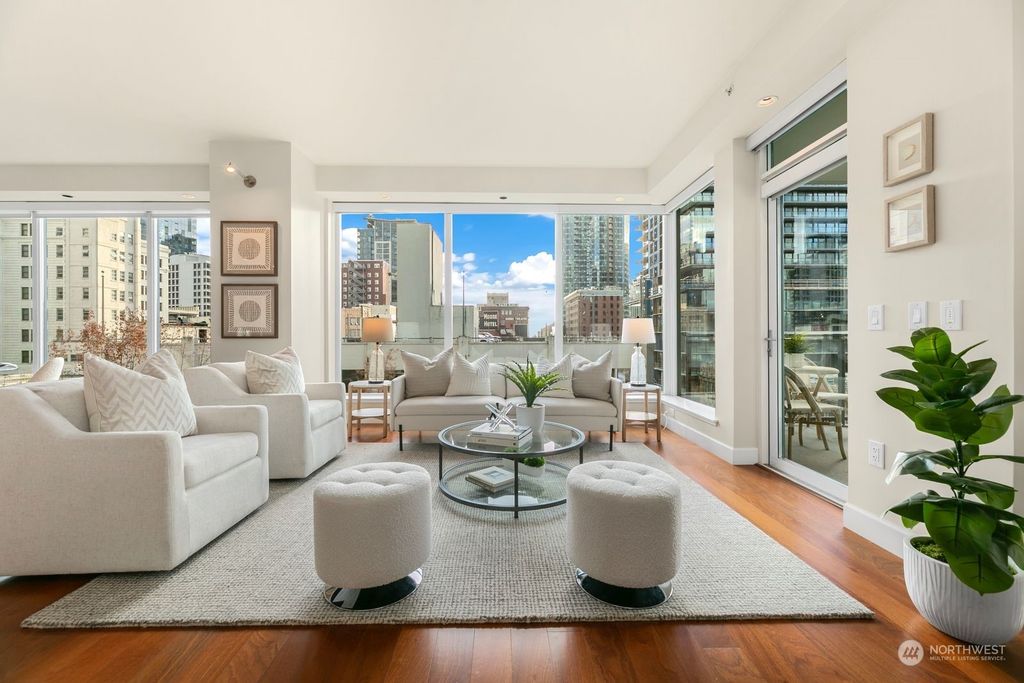 Photo of 1920 4th Avenue #602, Seattle, WA 98101 (MLS # 2217462)