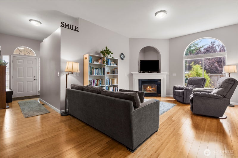 2302 148th Street E