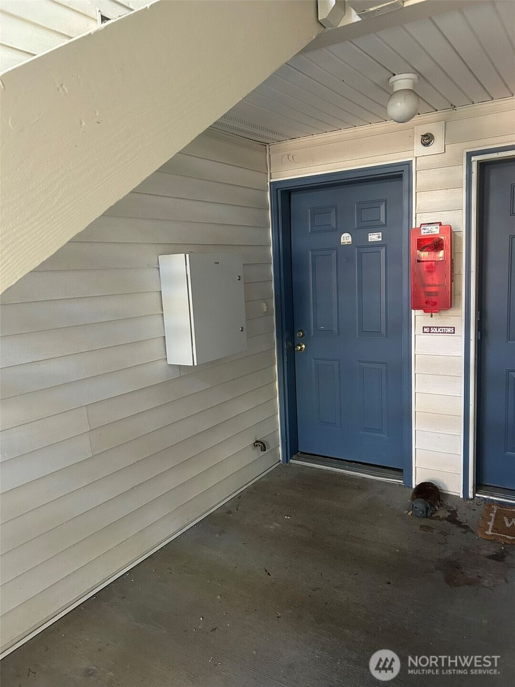 Photo of 949 Aberdeen Avenue NE #E-117, Renton, WA 98056 (MLS # 2420906)