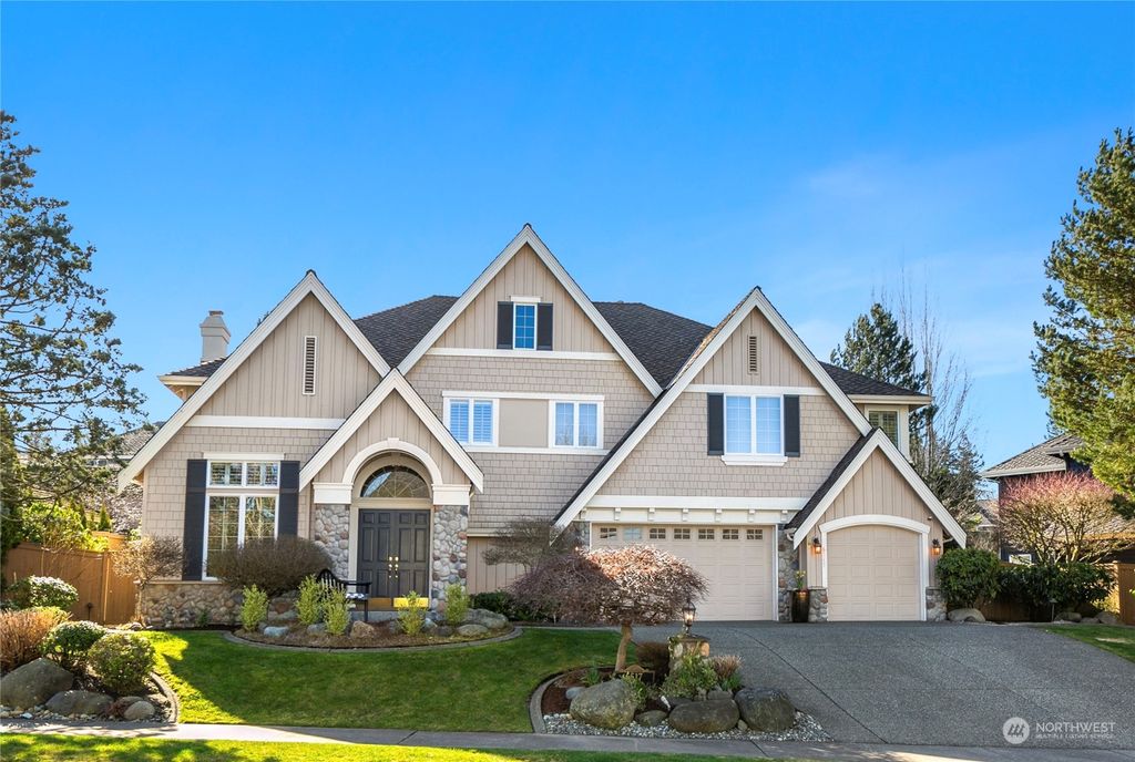 Photo of 6517 Fairway Avenue SE, Snoqualmie, WA 98065 (MLS # 2203544)