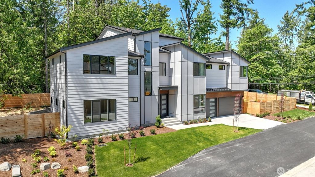 Photo of 1593 213th Court NE, Sammamish, WA 98074 (MLS # 2372220)