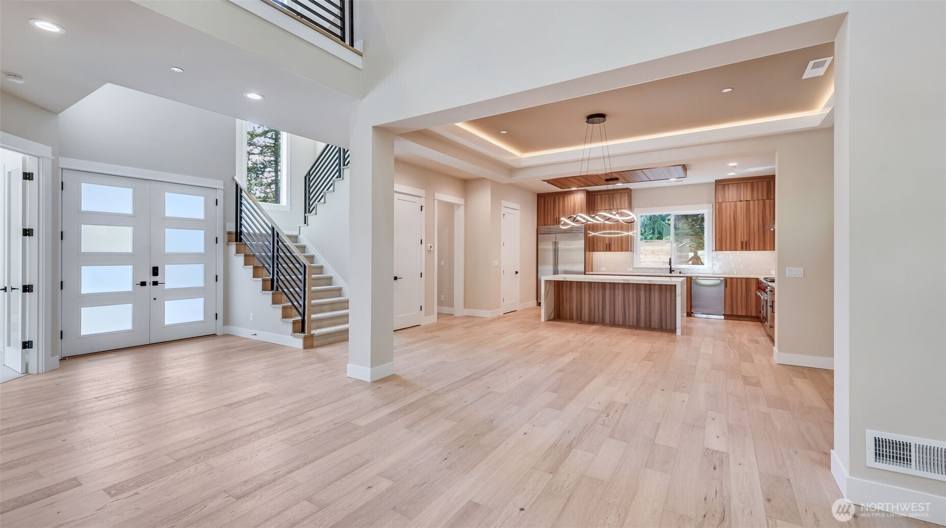 1593 213th Court NE