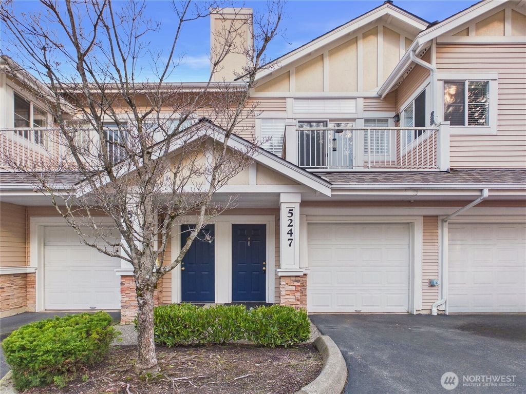 Photo of 5247 164th Avenue SE #14-5, Bellevue, WA 98006 (MLS # 2503533)