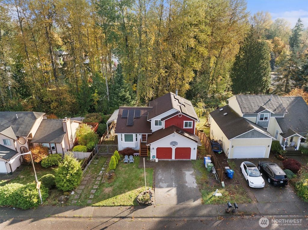 Photo of 25128 168th Place SE, Covington, WA 98042 (MLS # 2449308)