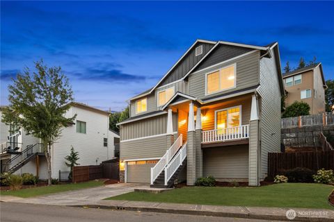 Photo of 4585 Y Street, Washougal, WA 98671 (MLS # 2451086)