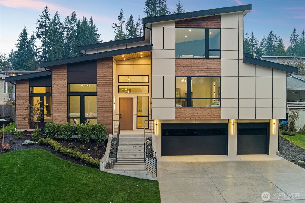 Photo of 2423 129th Avenue SE, Bellevue, WA 98005 (MLS # 2512699)