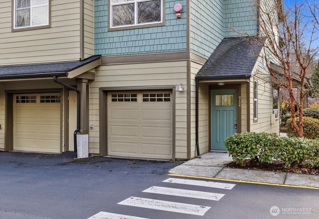 Photo of 19102 20th Drive SE #B206, Bothell, WA 98012 (MLS # 2507297)