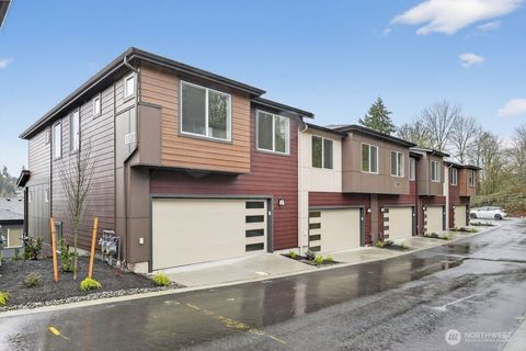 Photo of 13205 NE 127th Way #E, Kirkland, WA 98034 (MLS # 2477599)