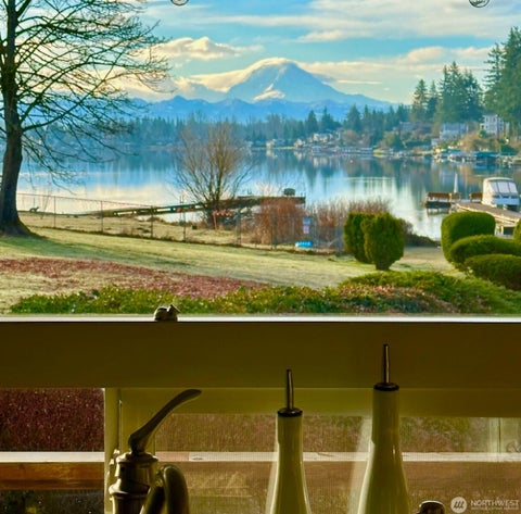 Photo of 25739 135th Avenue SE #1, Kent, WA 98042 (MLS # 2597878)