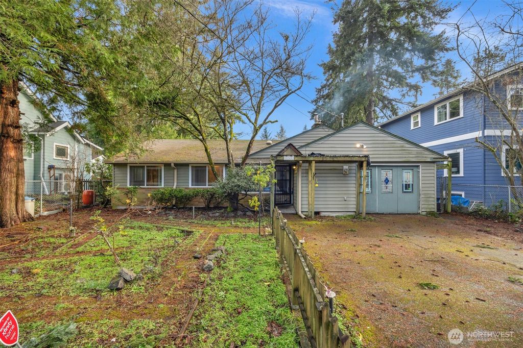 Photo of 11532 19th Avenue NE, Seattle, WA 98125 (MLS # 2460054)