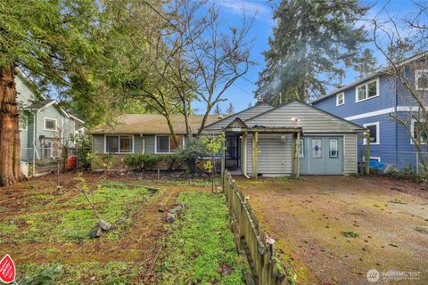 11532 19th Avenue NE Seattle WA 98125
