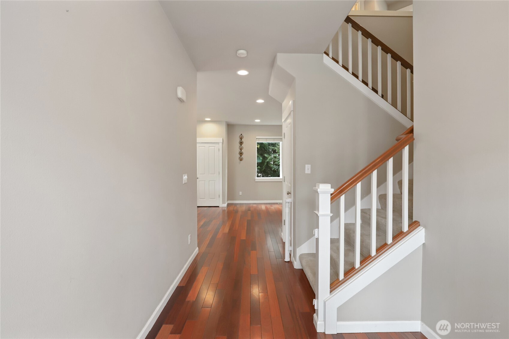 6366 Juanita Circle NE