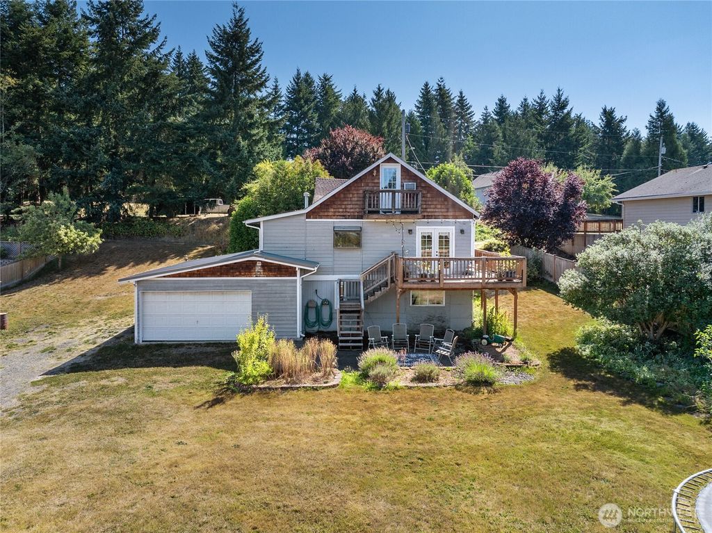 Photo of 32513 Railroad Avenue, Black Diamond, WA 98010 (MLS # 2420684)