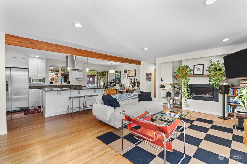 Photo of 9316 57th Avenue S, Seattle, WA 98118 (MLS # 2017934)