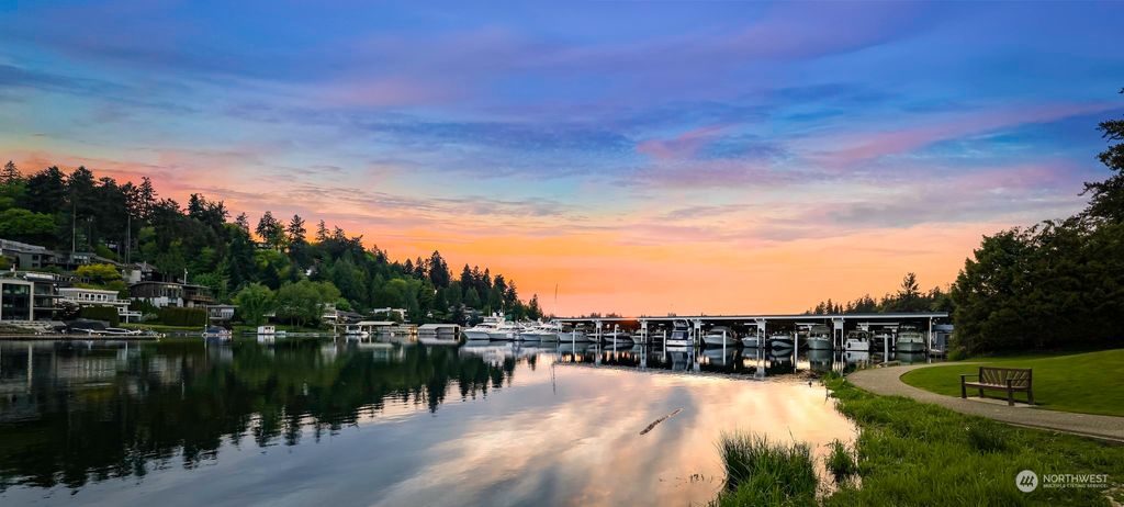 Photo of 101 101st Avenue SE #202B, Bellevue, WA 98004 (MLS # 2232623)