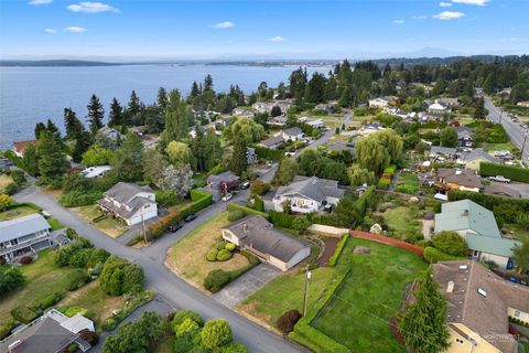 A home in Everett