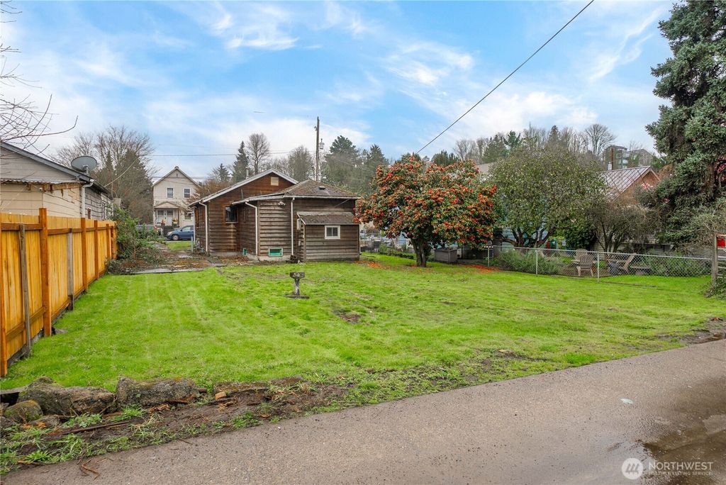 Photo of 1230 S Donovan Street, Seattle, WA 98108 (MLS # 2487686)