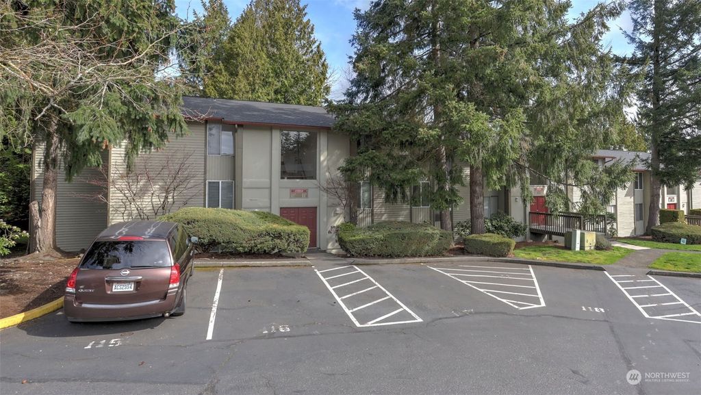 Photo of 17518 151st Avenue SE #2-1, Renton, WA 98058 (MLS # 2055496)