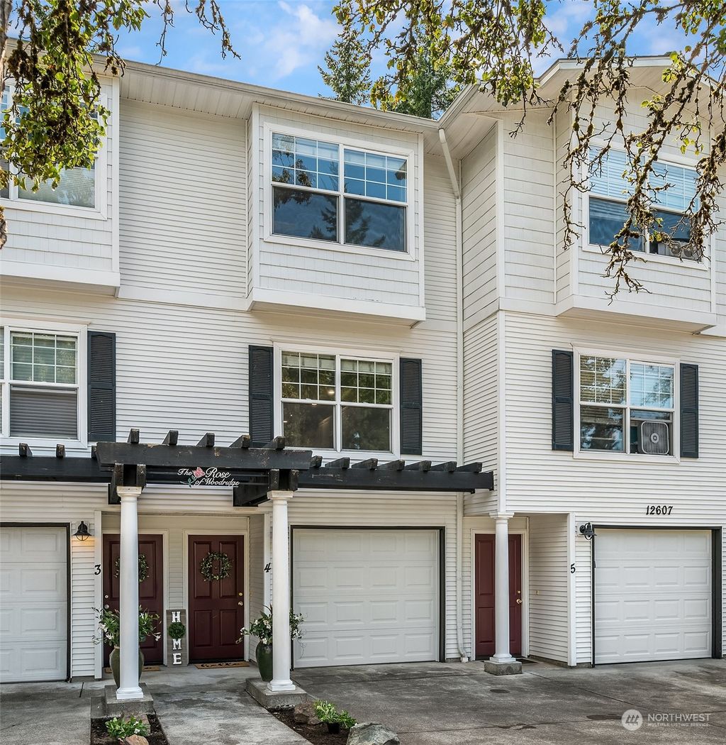 Photo of 12607 SE 30th Street #4, Bellevue, WA 98005 (MLS # 2154253)