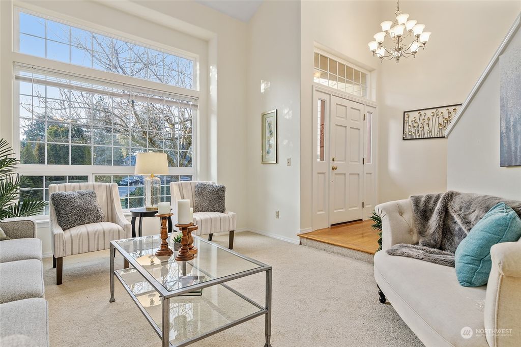 Photo of 24444 SE 47th Court, Sammamish, WA 98029 (MLS # 2197060)