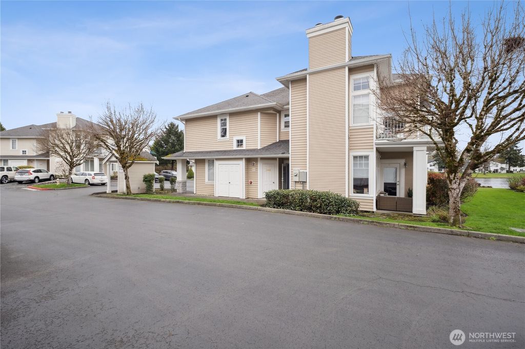 Photo of 23546 55th Avenue S, Kent, WA 98032 (MLS # 2352491)
