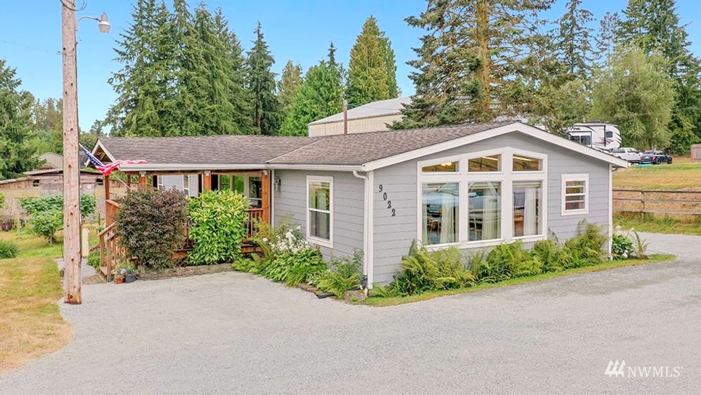 Photo of 9022 72nd Street SE, Snohomish, WA 98290 (MLS # 1992091)