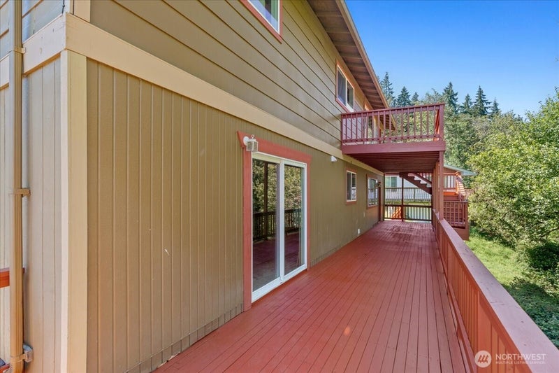 102 Green Hill Drive