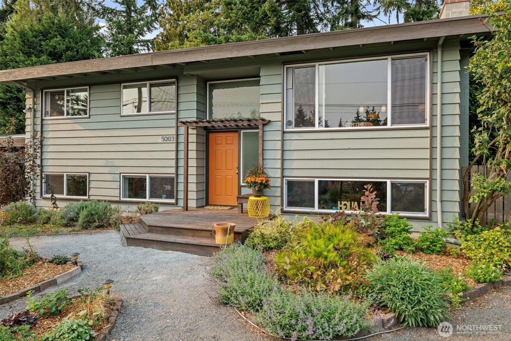 Photo of 5003 240th Place SW, Mountlake Terrace, WA 98043 (MLS # 2429819)