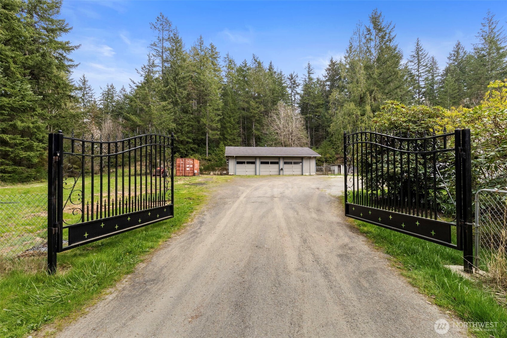 8377 Glenwood Road SW