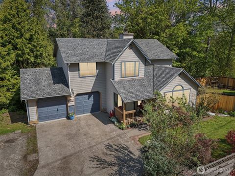 Photo of 5815 212th Street SW, Lynnwood, WA 98036 (MLS # 2357625)