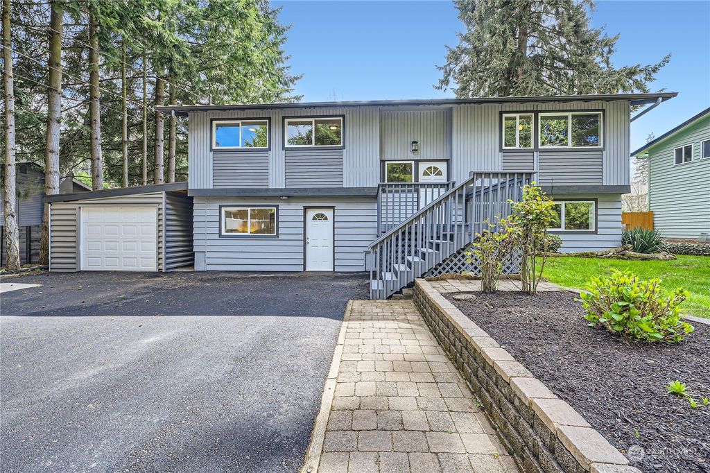 Photo of 18 151st Place SE, Lynnwood, WA 98087 (MLS # 2225685)