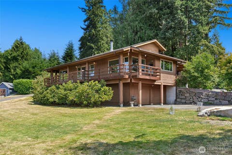Photo of 4917 Ocean Avenue, Everett, WA 98203 (MLS # 2543144)