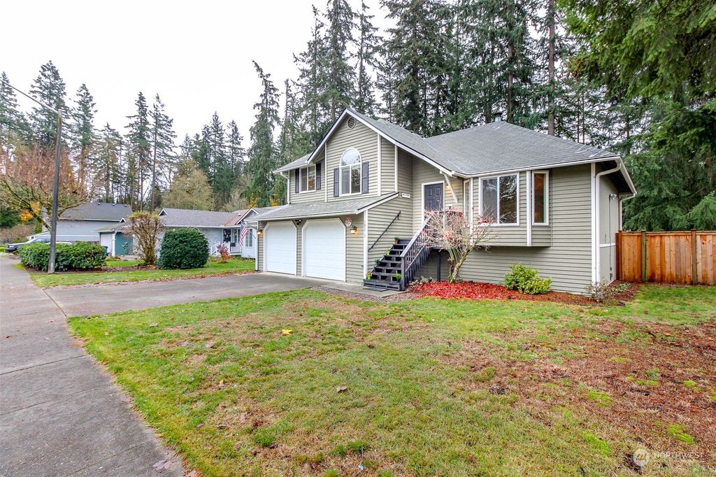 Photo of 19219 SE 263rd Street, Covington, WA 98042 (MLS # 2311502)