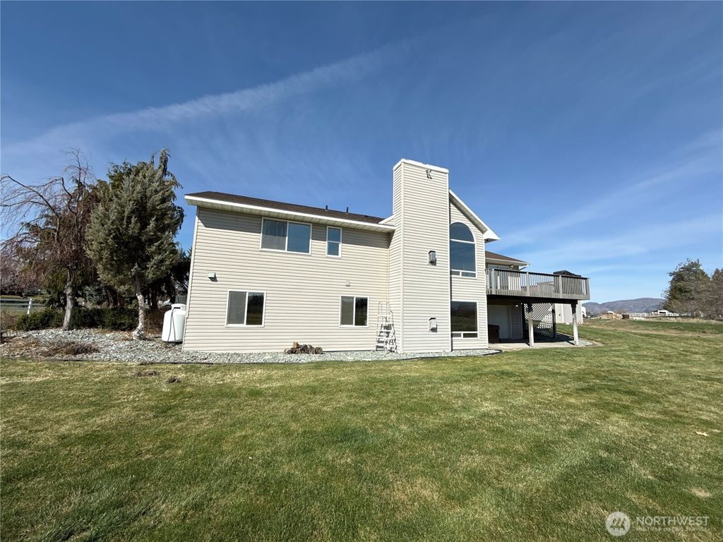 Photo of 82 Epley Road, Omak, WA 98841 (MLS # 2496148)