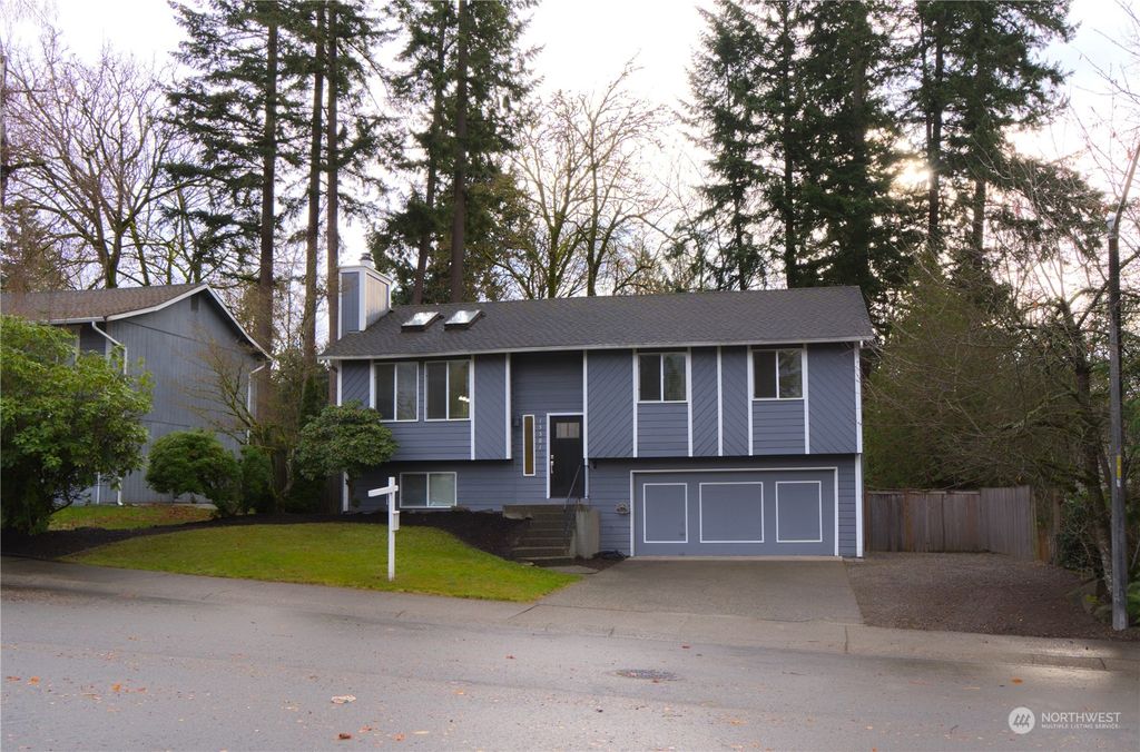 Photo of 15501 SE 179th Street, Renton, WA 98058 (MLS # 2312237)
