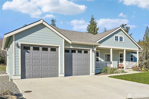 Photo of 83 Pelton Court, Port Ludlow, WA 98365 (MLS # 2480382)