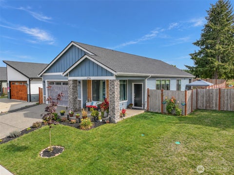 Photo of 2114 Hawks View Lane, Winlock, WA 98596 (MLS # 2587466)