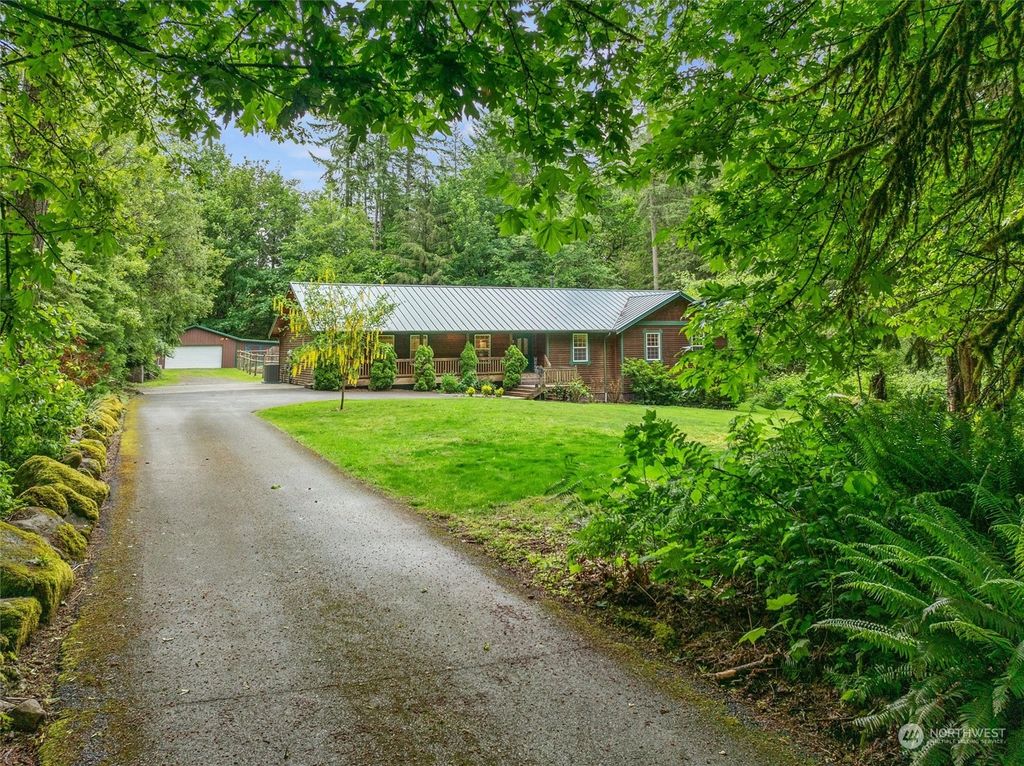 Photo of 16300 315th Avenue NE, Duvall, WA 98019 (MLS # 2242911)