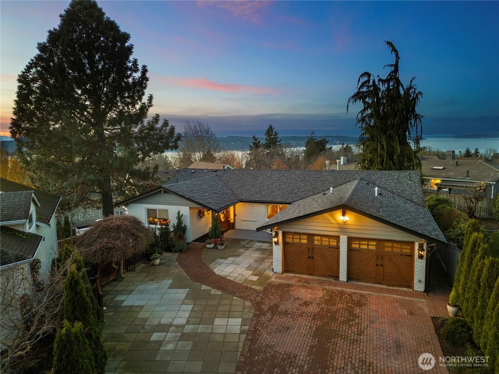 Photo of Mukilteo, WA 98275 (MLS # 2503566)