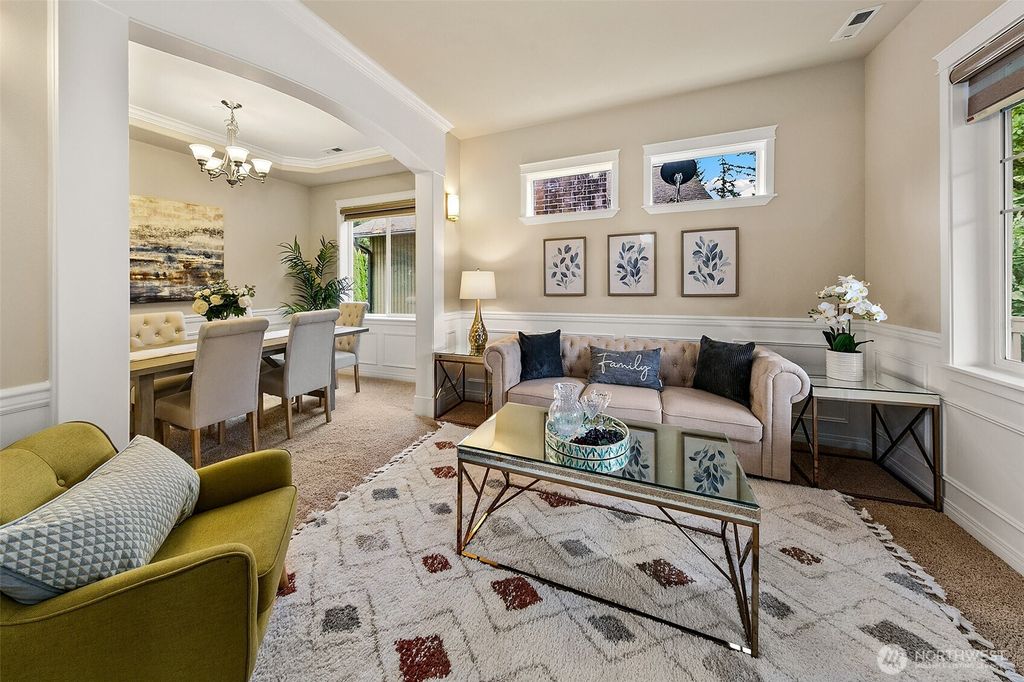 Photo of 1528 211th Place NE, Sammamish, WA 98074 (MLS # 2467369)