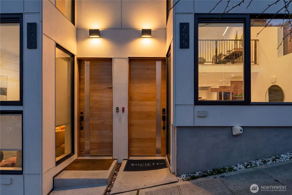 Photo of 755 Hayes Street, Seattle, WA 98109 (MLS # 2504857)