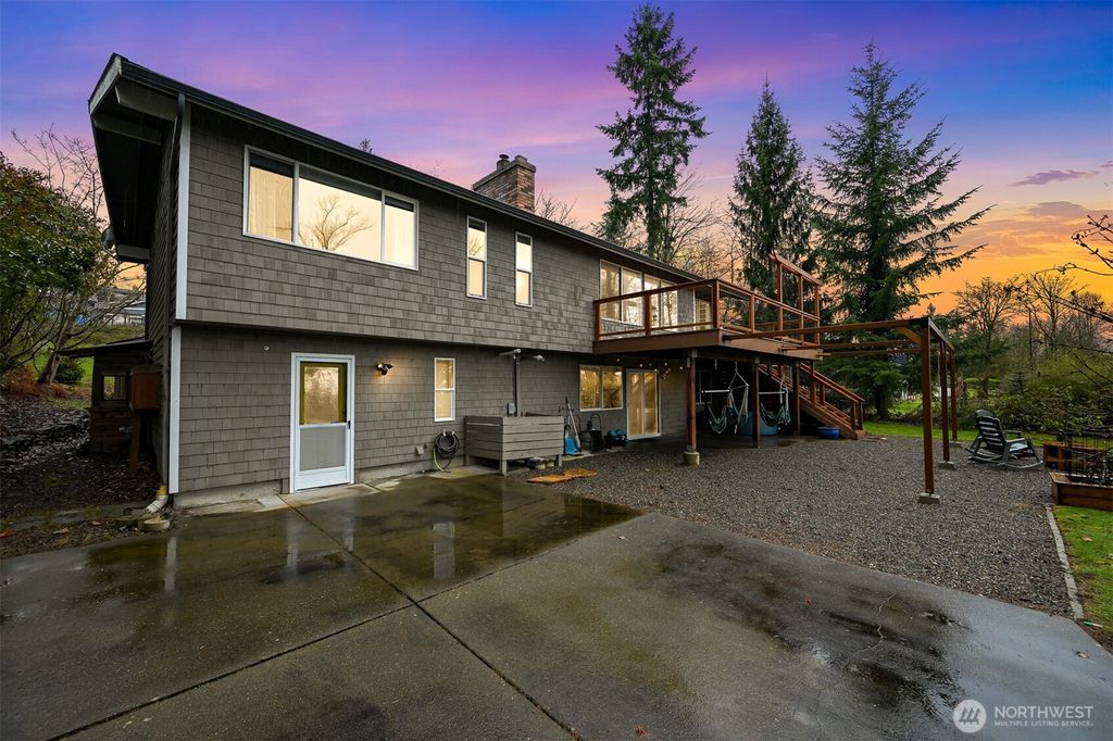 Photo of 2603 Vining Street, Bellingham, WA 98226 (MLS # 2488743)