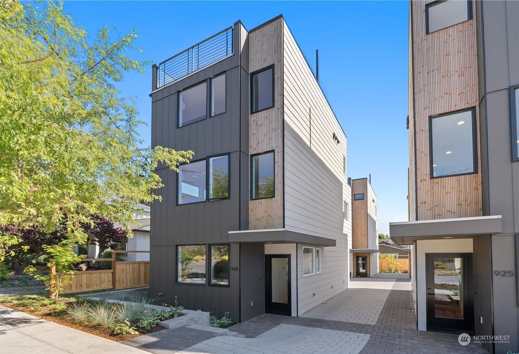 Photo of 921 NW 59th Street, Seattle, WA 98107 (MLS # 2229130)