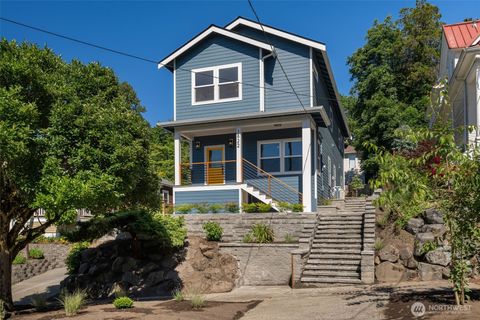 Photo of 1822 31st Avenue, Seattle, WA 98122 (MLS # 2540675)