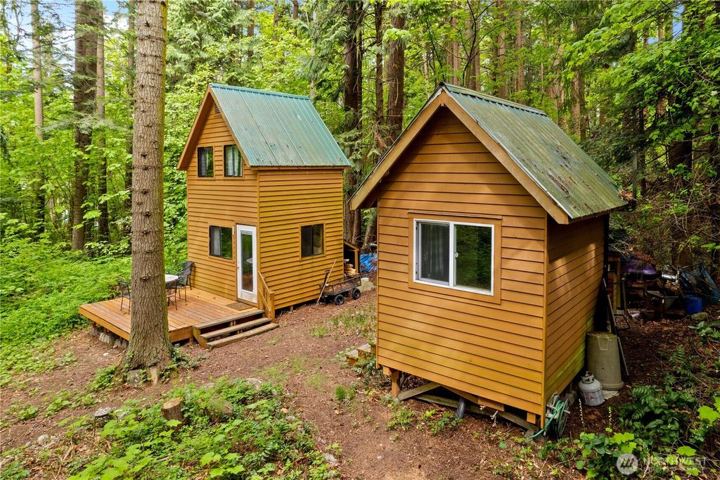 Photo of 89 Eliza Island, Bellingham, WA 98226 (MLS # 2502486)