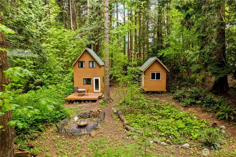 Photo of 89 Eliza Island, Bellingham, WA 98226 (MLS # 2502486)