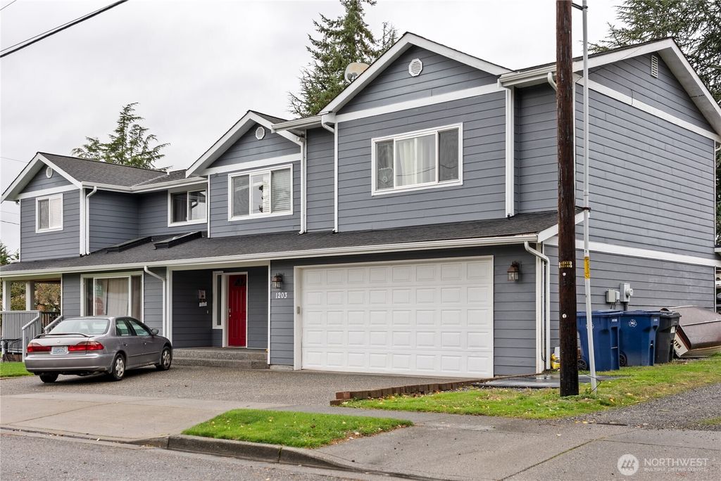 Photo of 1203 E Section Street, Mount Vernon, WA 98274 (MLS # 2447541)