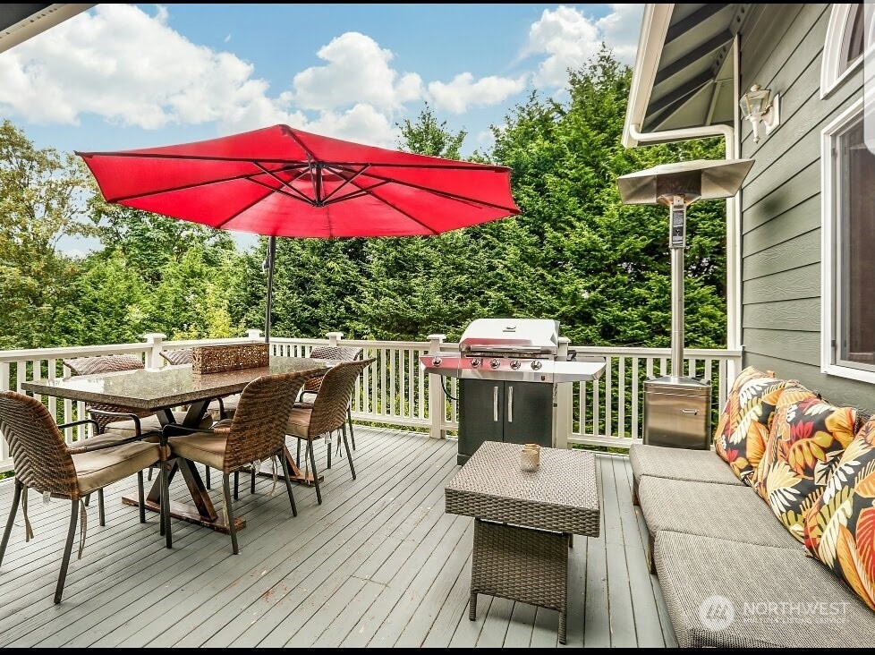6530 NE 198th Street
