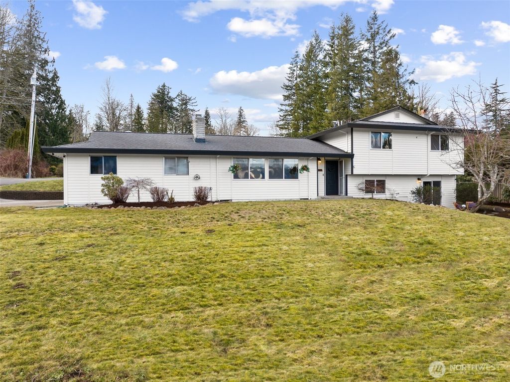 Photo of 37428 SE 86th Street, Snoqualmie, WA 98065 (MLS # 2334481)