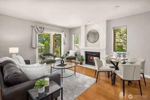 Photo of 406 10th Street #C202, Kirkland, WA 98033 (MLS # 2545937)